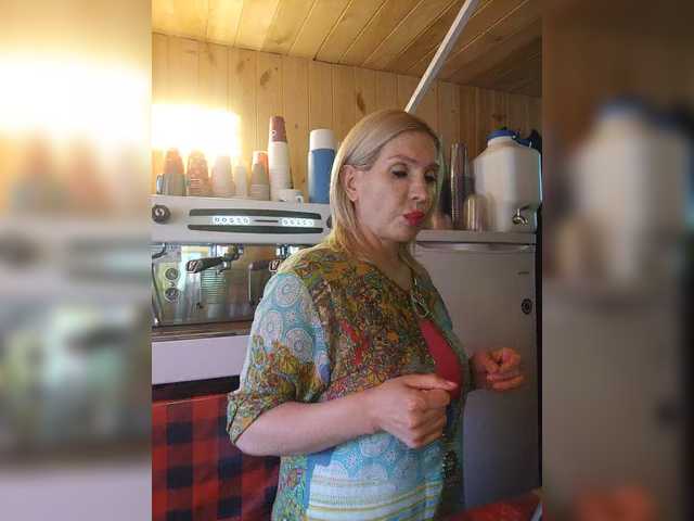 Katriona live cam on BongaCams