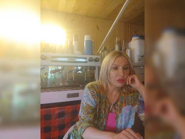 Katriona live cam on BongaCams