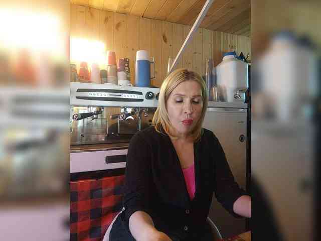 Katriona webcam