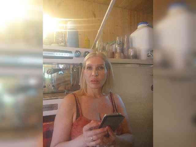 Katriona webcam