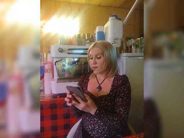 Katriona webcam