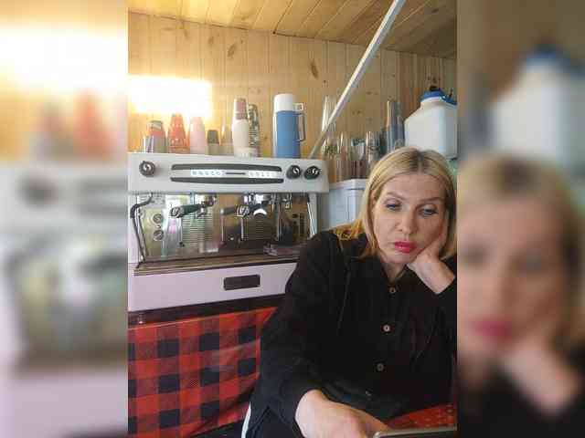 Katriona webcam