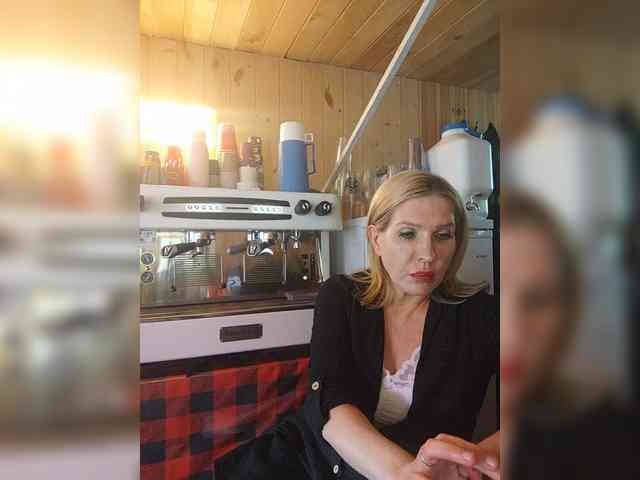 Katriona webcam