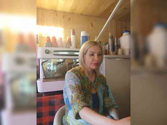 Katriona webcam