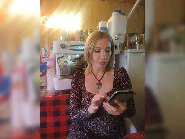 Katriona webcam
