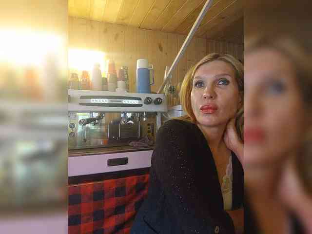 Katriona webcam