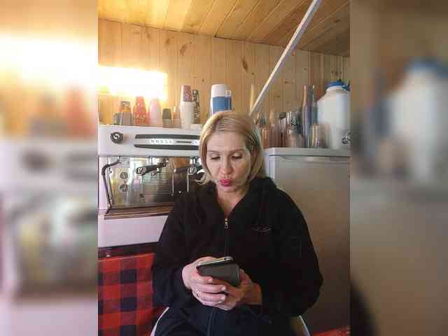 Katriona webcam