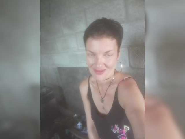 Taynya live cam preview