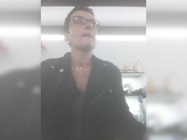 Taynya live cam preview