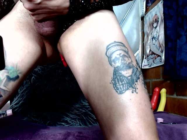 Dboom21 live webcam show