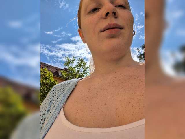 Zlatalata live cam on BongaCams