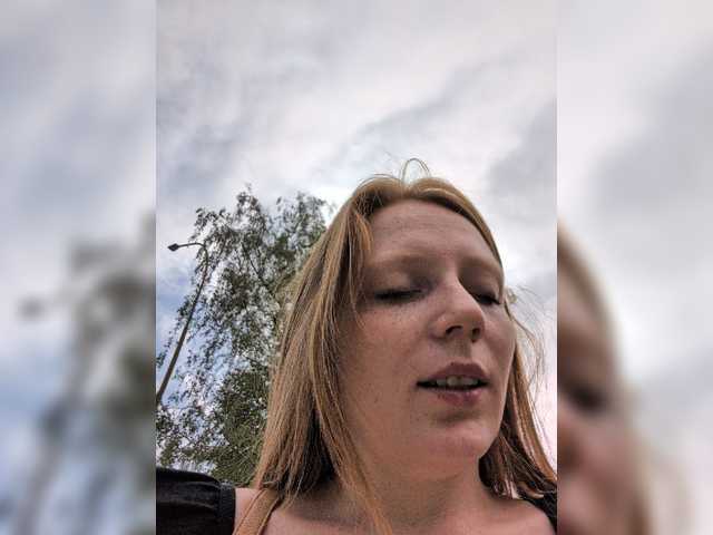 Zlatalata live cam on BongaCams