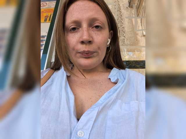 Zlatalata live cam on BongaCams