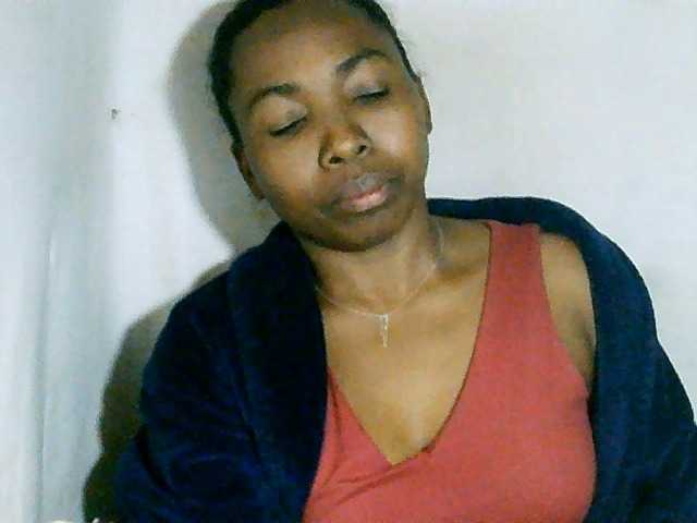 rasoaidah live cam pe BongaCams