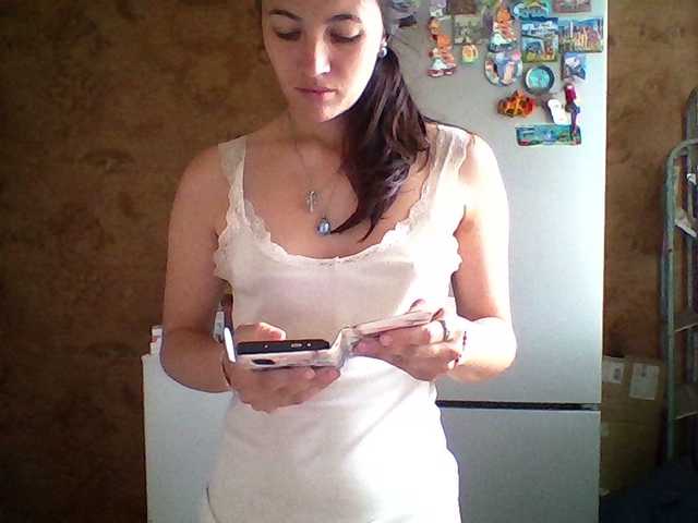 Prettybella7 live cam on BongaCams