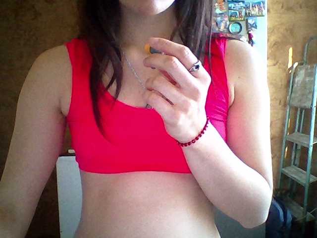 Prettybella7 live cam on BongaCams