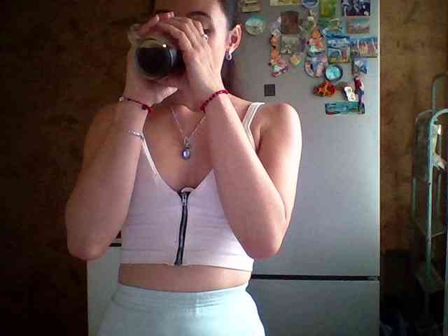 Prettybella7 webcam