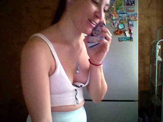 Prettybella7 webcam