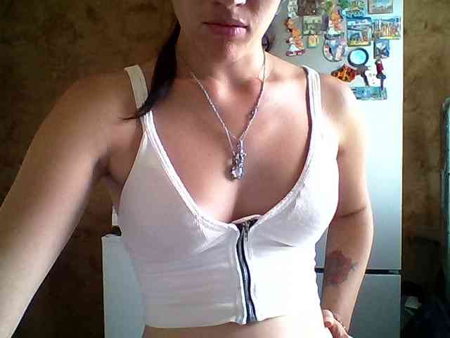 Prettybella7 webcam