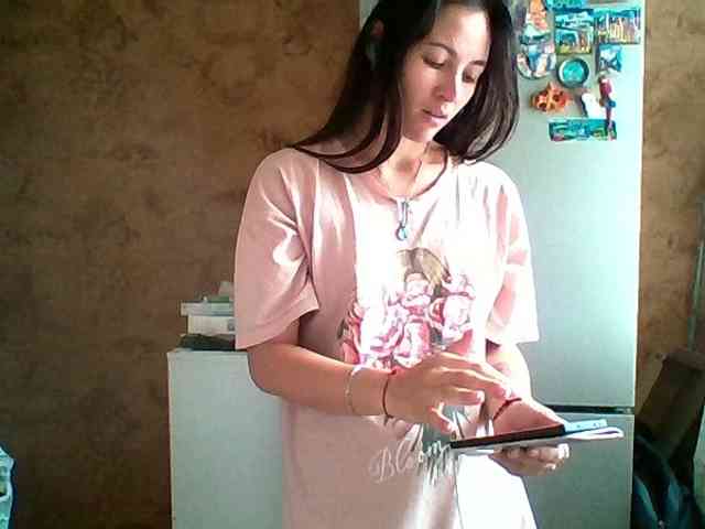 Prettybella7 webcam