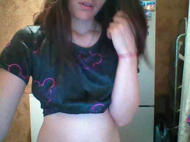 Prettybella7 webcam