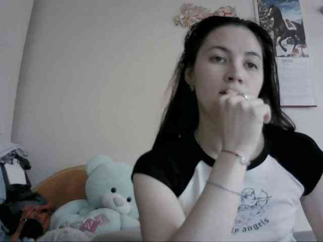Prettybella7 webcam