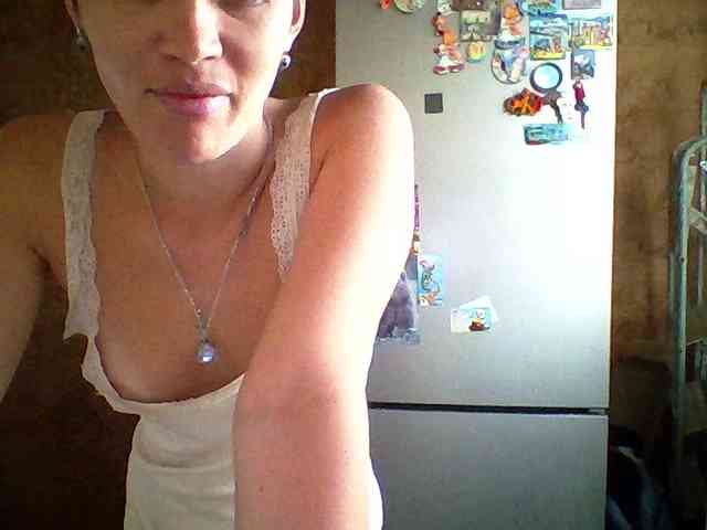 Prettybella7 webcam