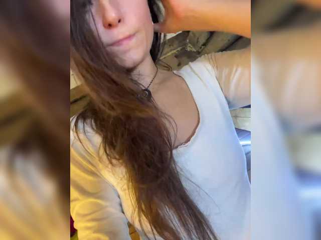 Mussypussy222 live cam