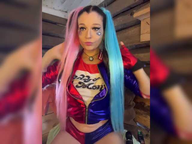 DariMneLubov live cam on BongaCams
