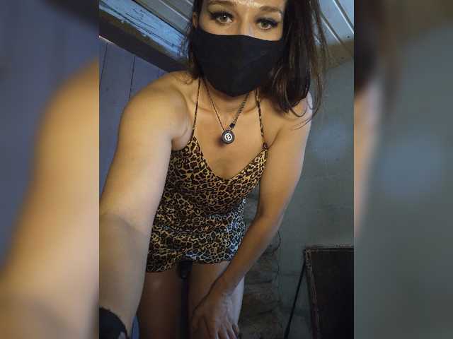 Mussypussy222 live cam on BongaCams