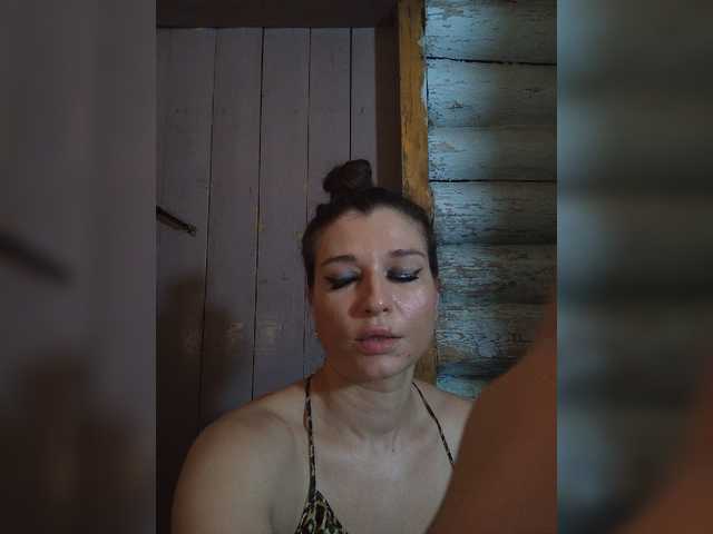 Mussypussy222 live cam