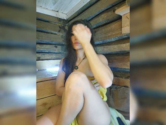 Mussypussy222 live cam on BongaCams