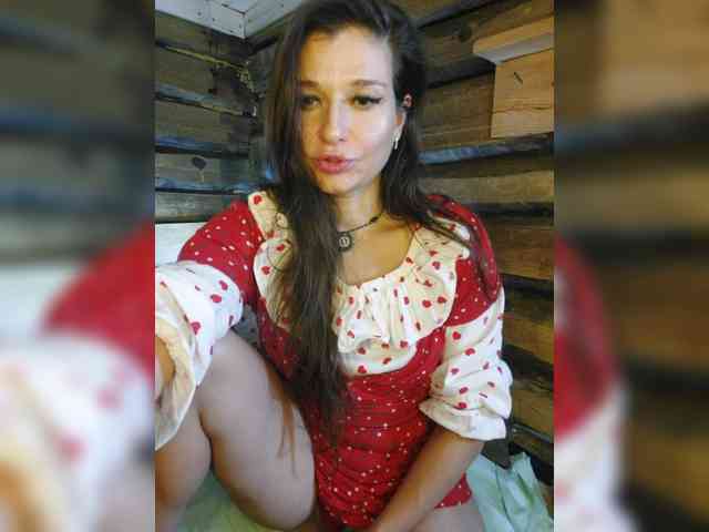 Model: DariMneLubov