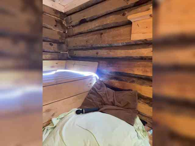 DariMneLubov webcam
