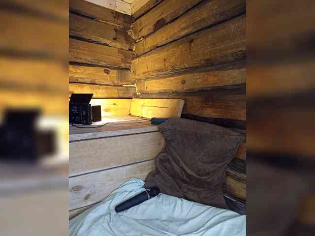 DariMneLubov webcam