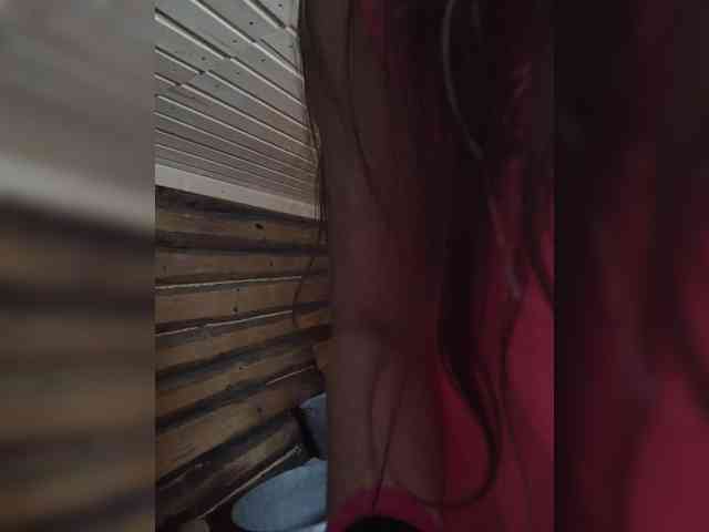 DariMneLubov webcam