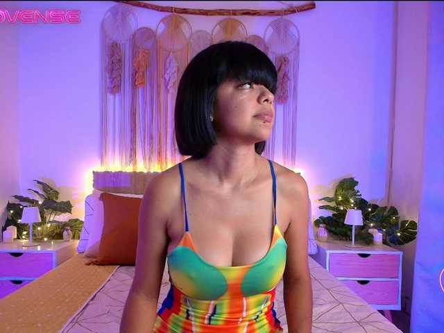EvyOwens live cam on BongaCams