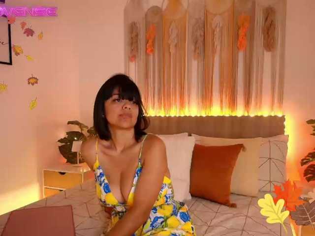 EvyOwens live cam preview