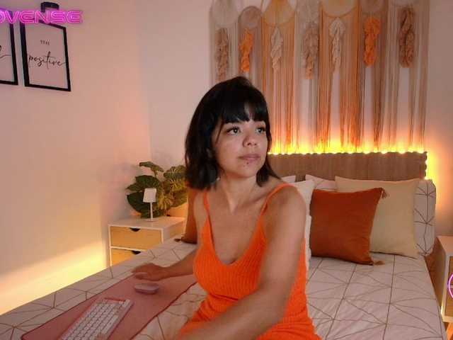EvyOwens live cam on BongaCams