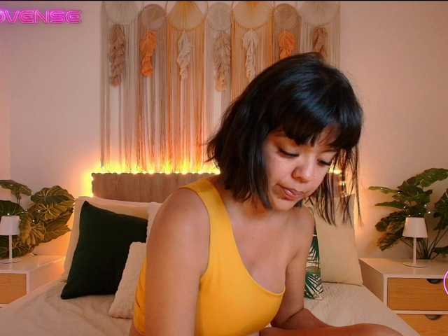 EvyOwens live cam on BongaCams