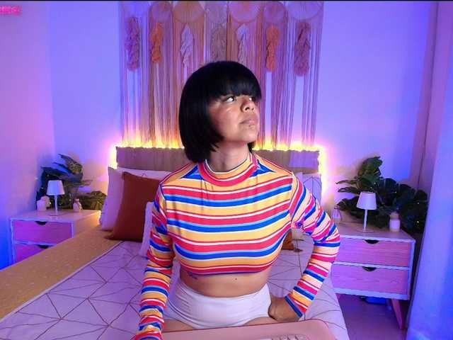 EvyOwens live cam on BongaCams