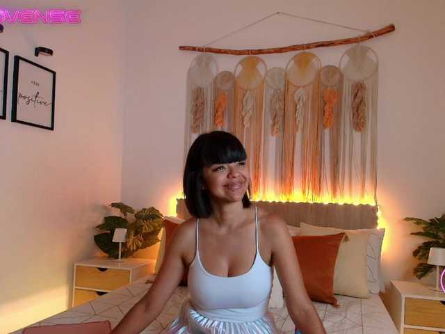 EvyOwens live cam on BongaCams