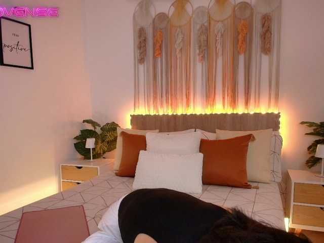 EvyOwens live cam preview