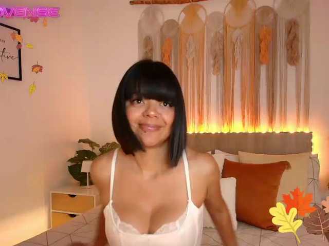 EvyOwens live cam on BongaCams