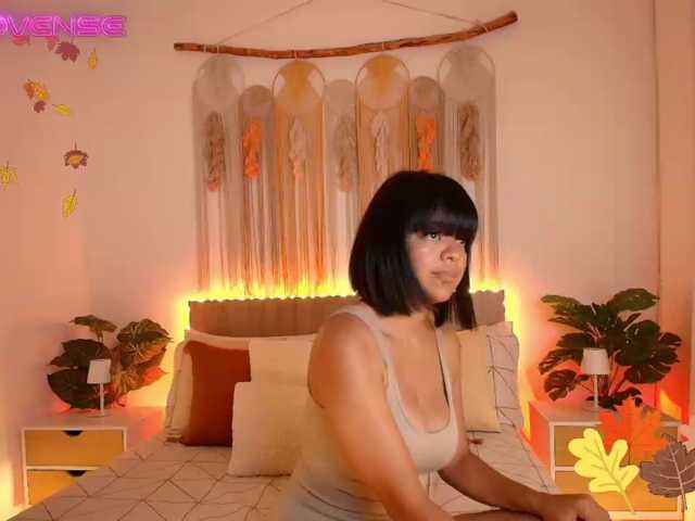 EvyOwens live cam preview