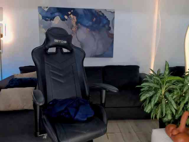 ChloeManson webcam