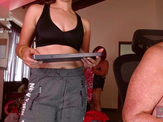 mature-younga live cam on BongaCams