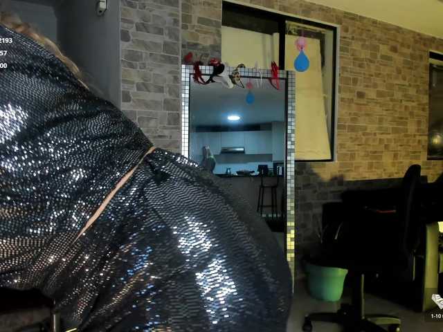mature-younga live cam on BongaCams