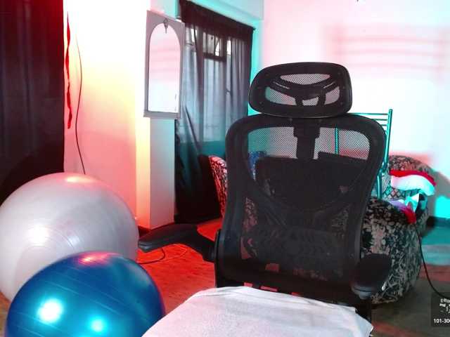 mature-younga's BongaCams show and profile