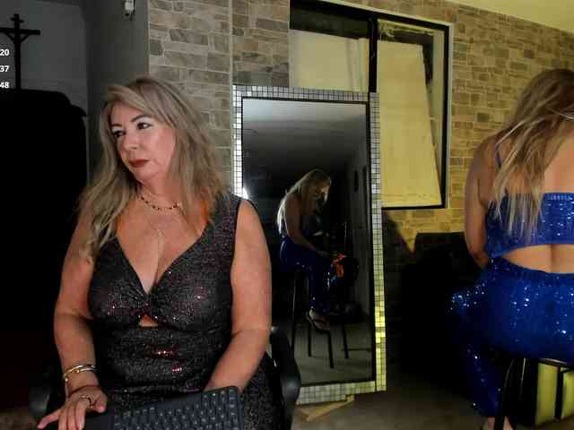 mature-younga webcam